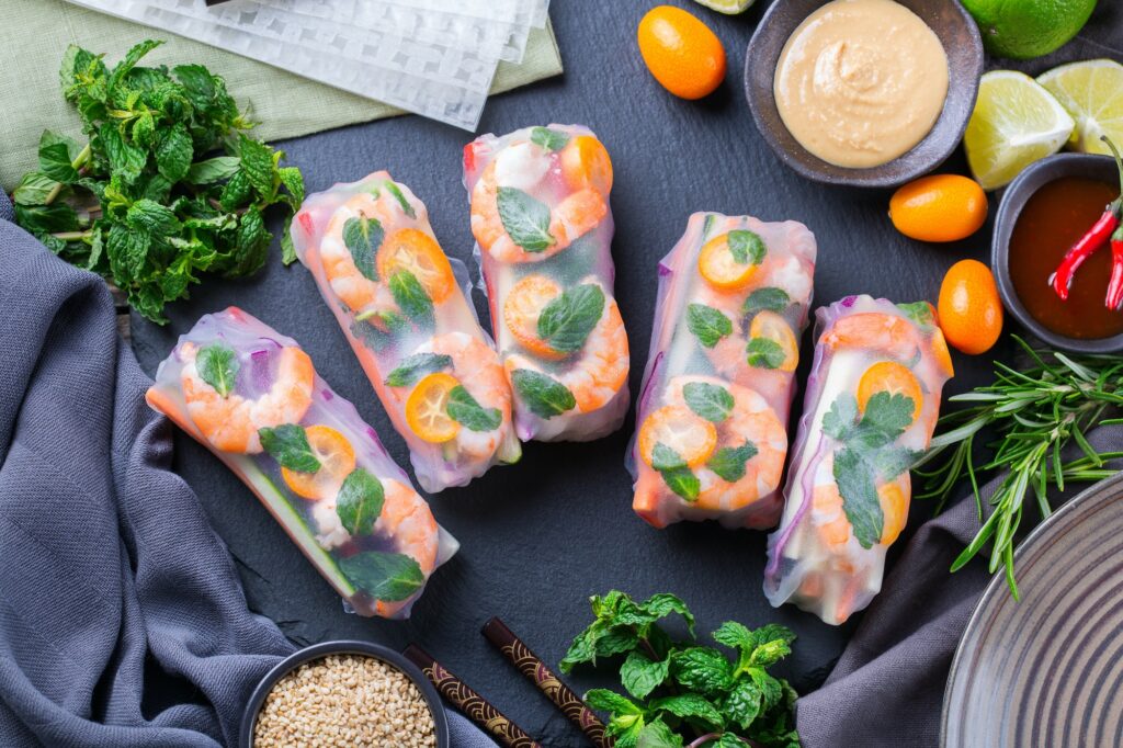 Spring or summer rolls with rice paper, shrimp and vegetable